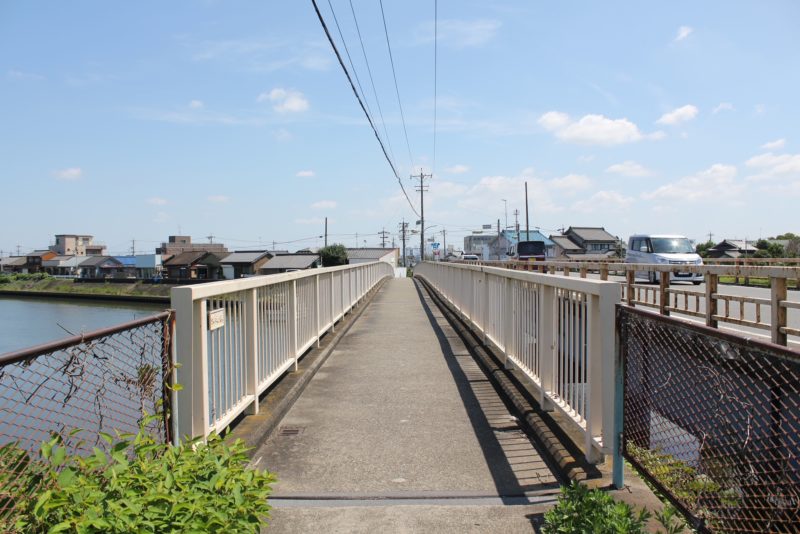 蟹江川にかかる橋（舟入）